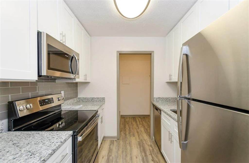 730 Franklin Gateway - Photo 1