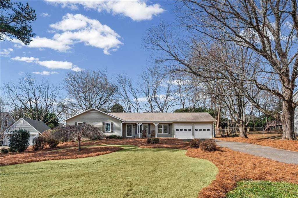 2620 Tritt Lane - Photo 1