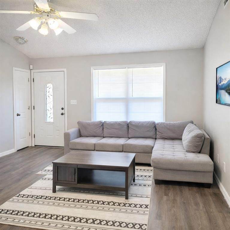 10348 Commons Crossing - Photo 1