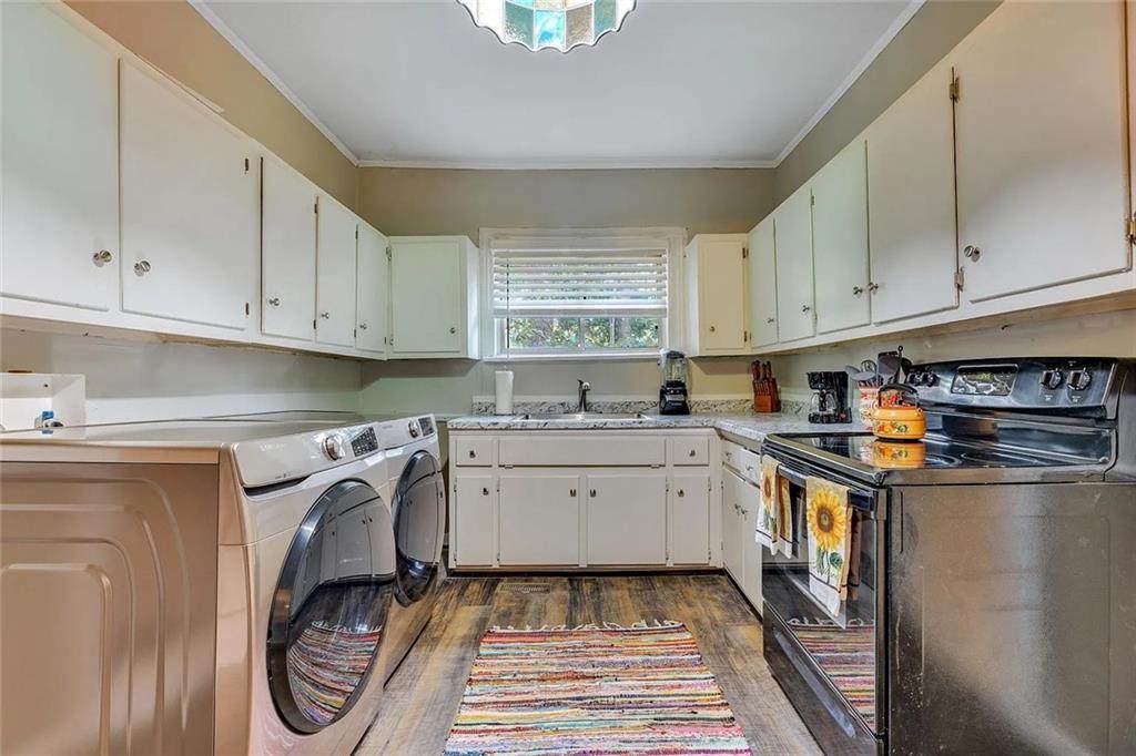 72 Kenyon Street - Photo 1