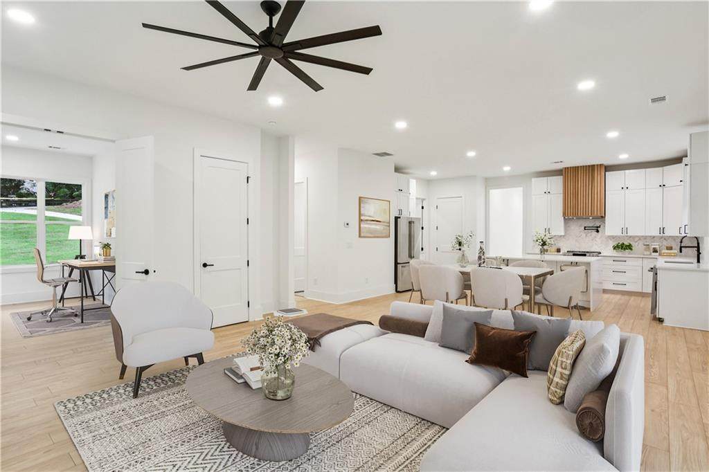 2082 Lyle Avenue - Photo 1