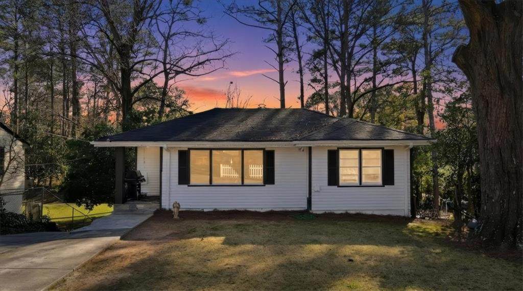 2363 Woodside Way - Photo 1