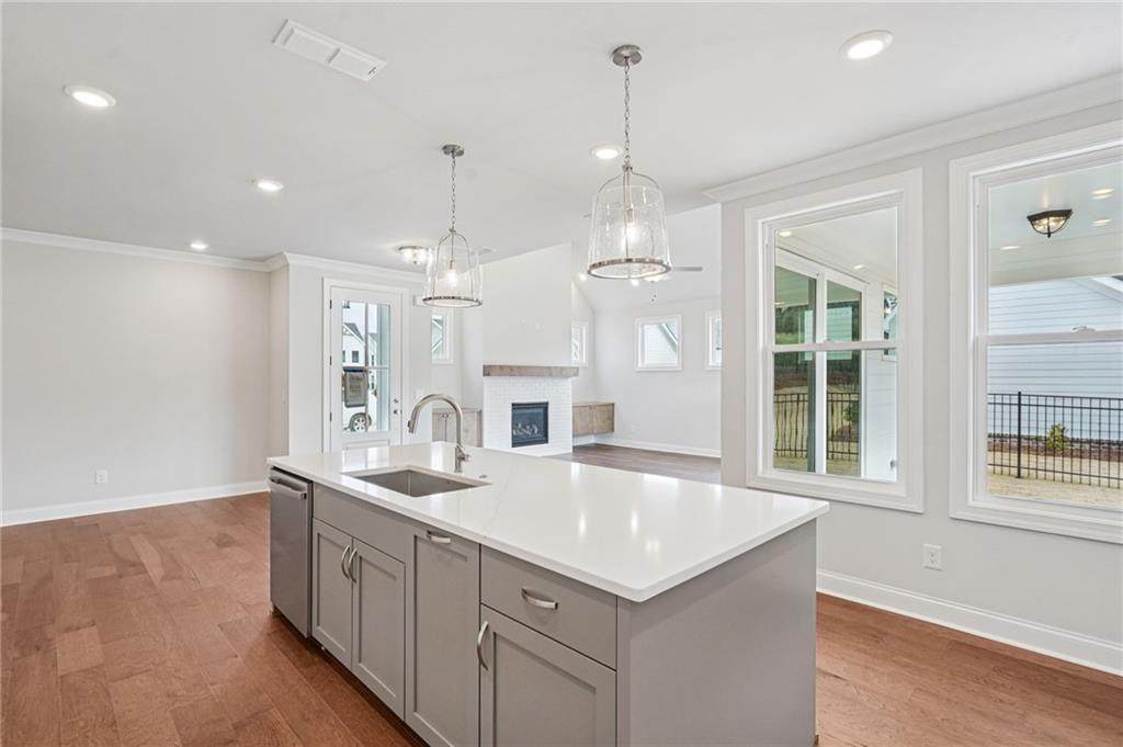 547 Pearl Street - Photo 1