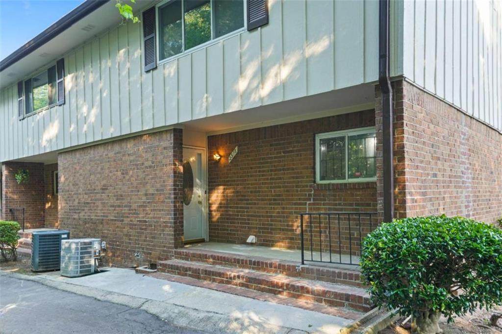 2518 Bradford Square - Photo 1