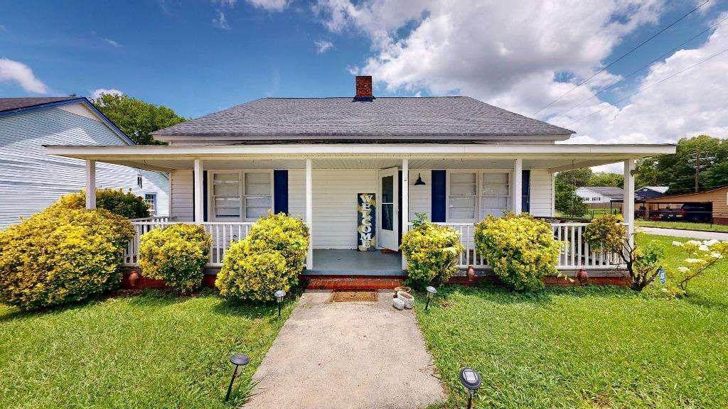 15 Aragon Road - Photo 1