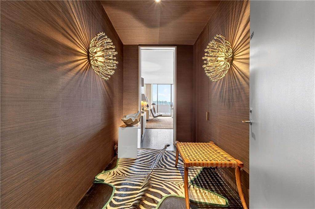 2575 Peachtree Road - Photo 1