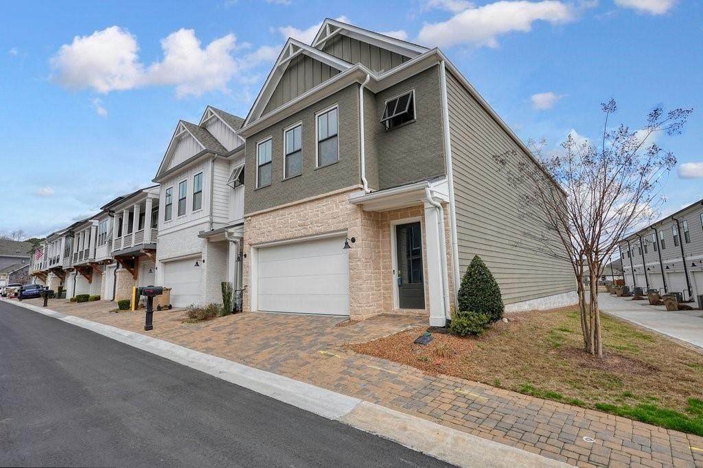 123 Village Green Avenue - Photo 1