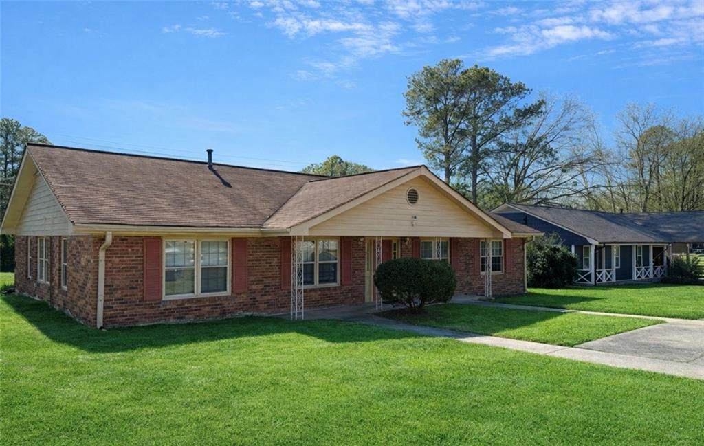 848 Wilson Circle - Photo 1