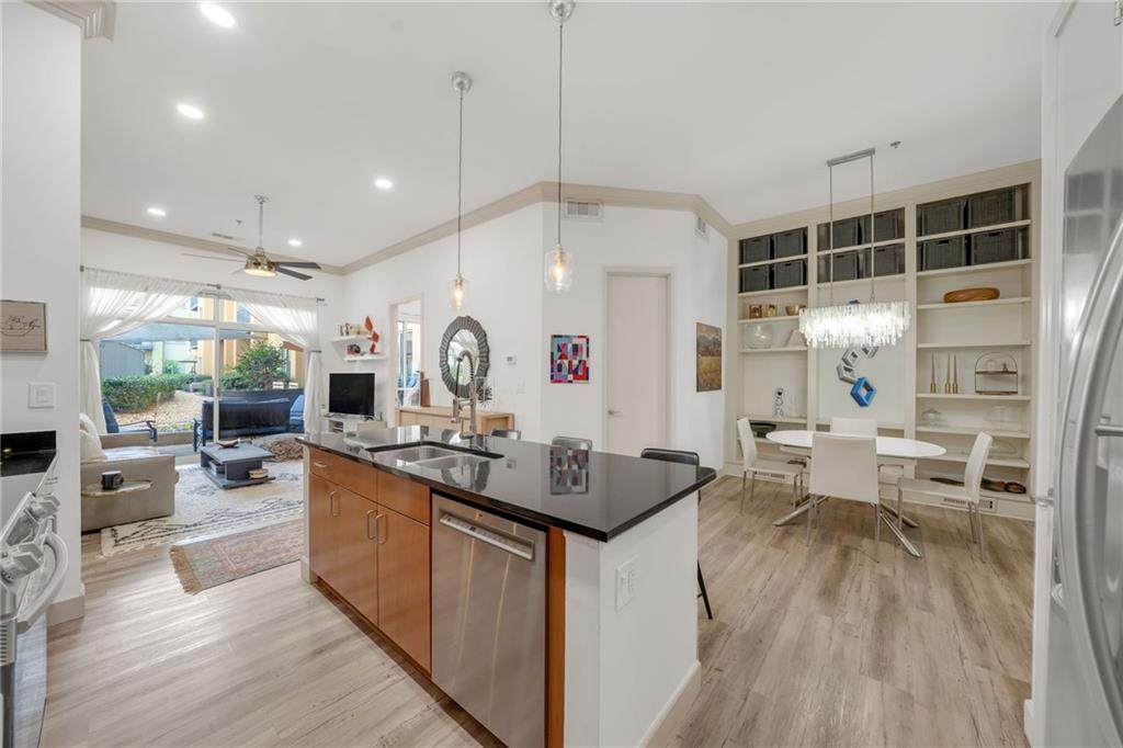 711 Cosmopolitan Drive - Photo 1