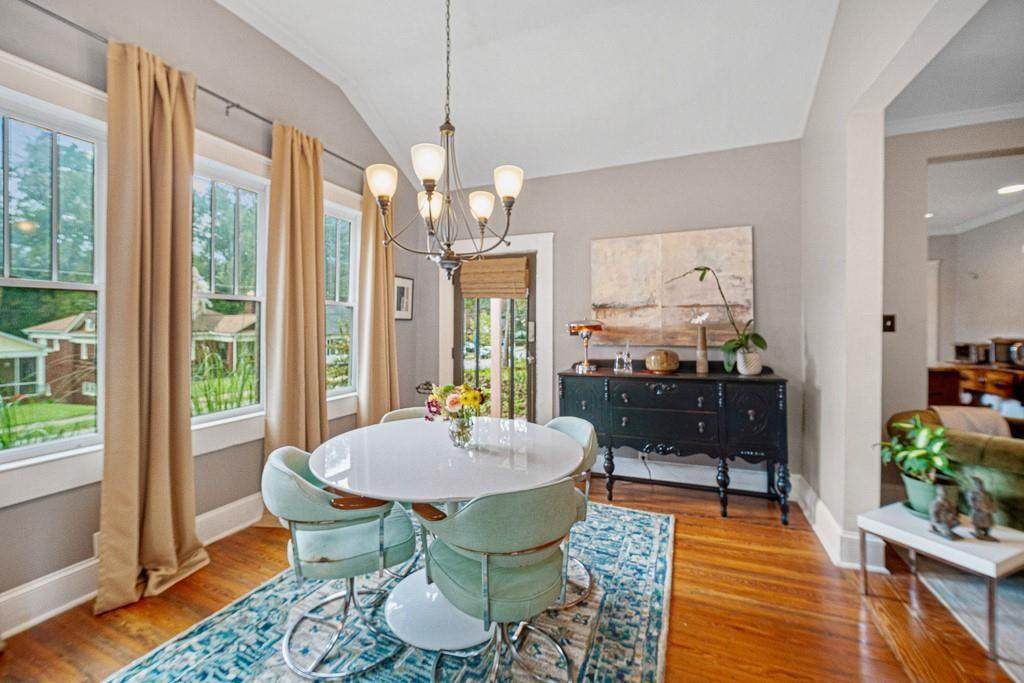 1677 Neely Avenue - Photo 1
