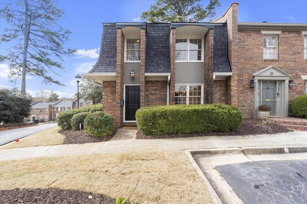 27 Old Ivy Square - Photo 1