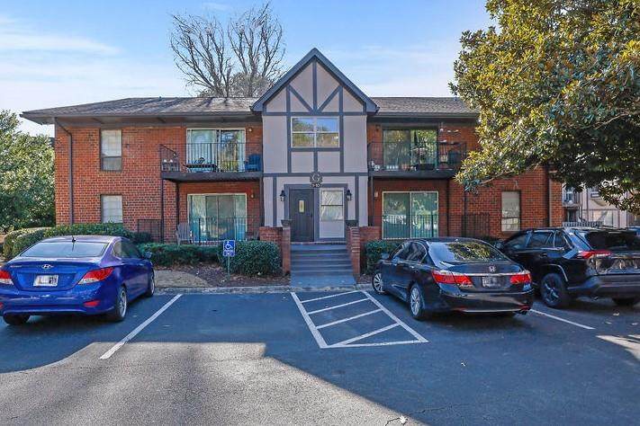 6851 Roswell Road - Photo 1