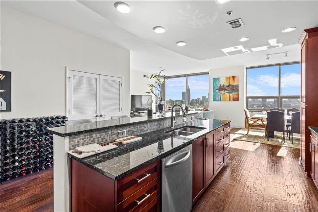 270 17th Street - Photo 1