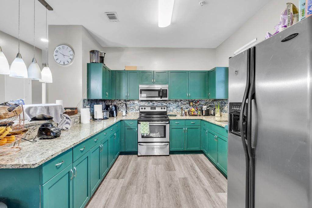870 Mayson Turner Road - Photo 1