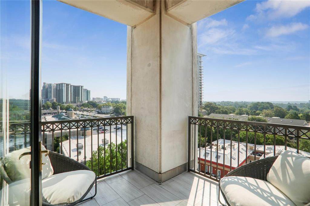 2828 Peachtree Road - Photo 1