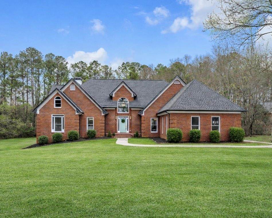 165 Heath Way - Photo 1