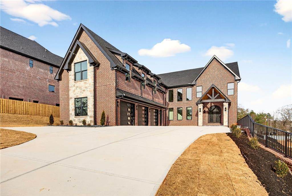 403 Thunder Road - Photo 1