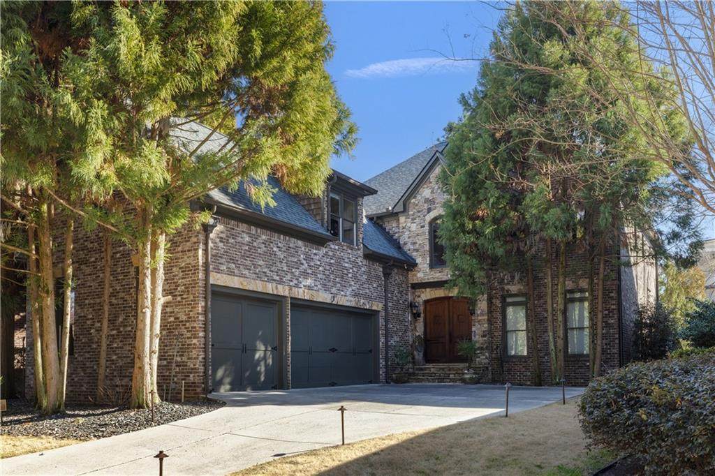 33 Cliftwood Drive - Photo 1