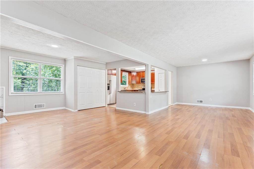 1563 Greenwood Drive - Photo 1