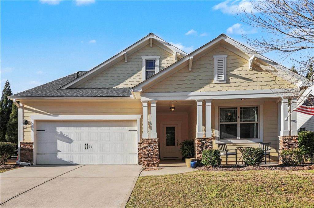823 Cotton Creek Drive - Photo 1