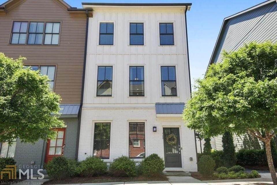 760 Winton Way - Photo 1