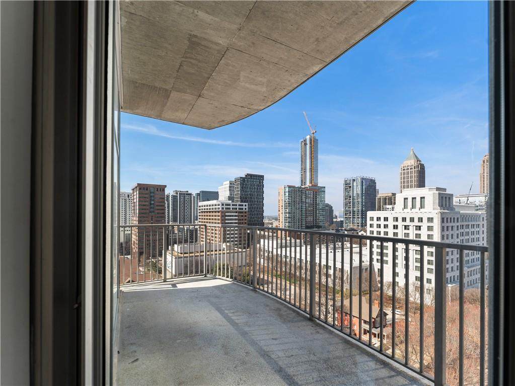 943 Peachtree Street - Photo 1