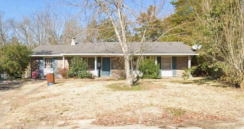 411 Stiles Rd - Photo 1