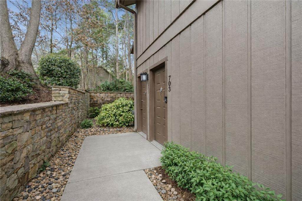 703 Cumberland Court - Photo 1