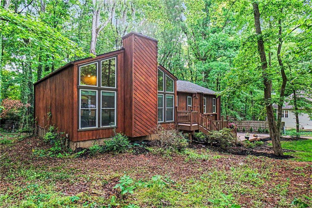 2411 Emberwood Court - Photo 1