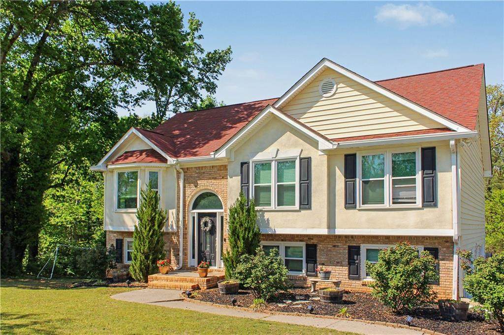 22 Farmbrook Drive - Photo 1