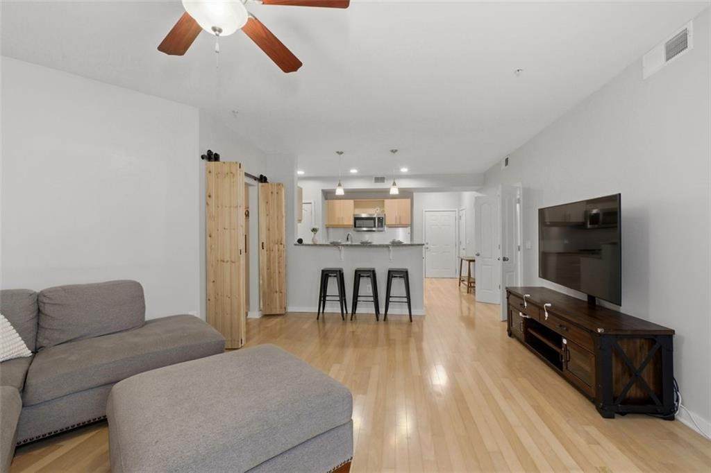 390 17th Street - Photo 1