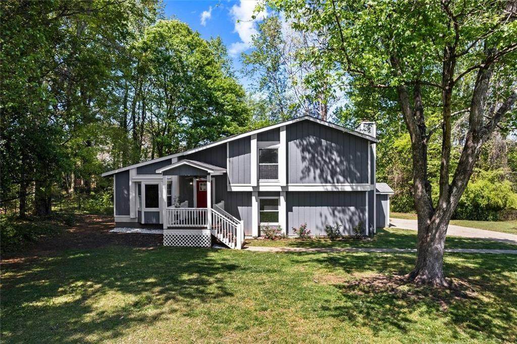 2592 Twin Oaks - Photo 1