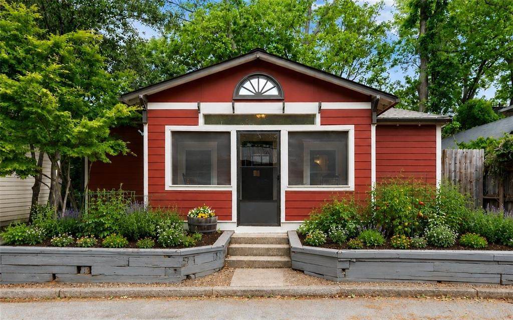 209 Hampshire Avenue - Photo 1