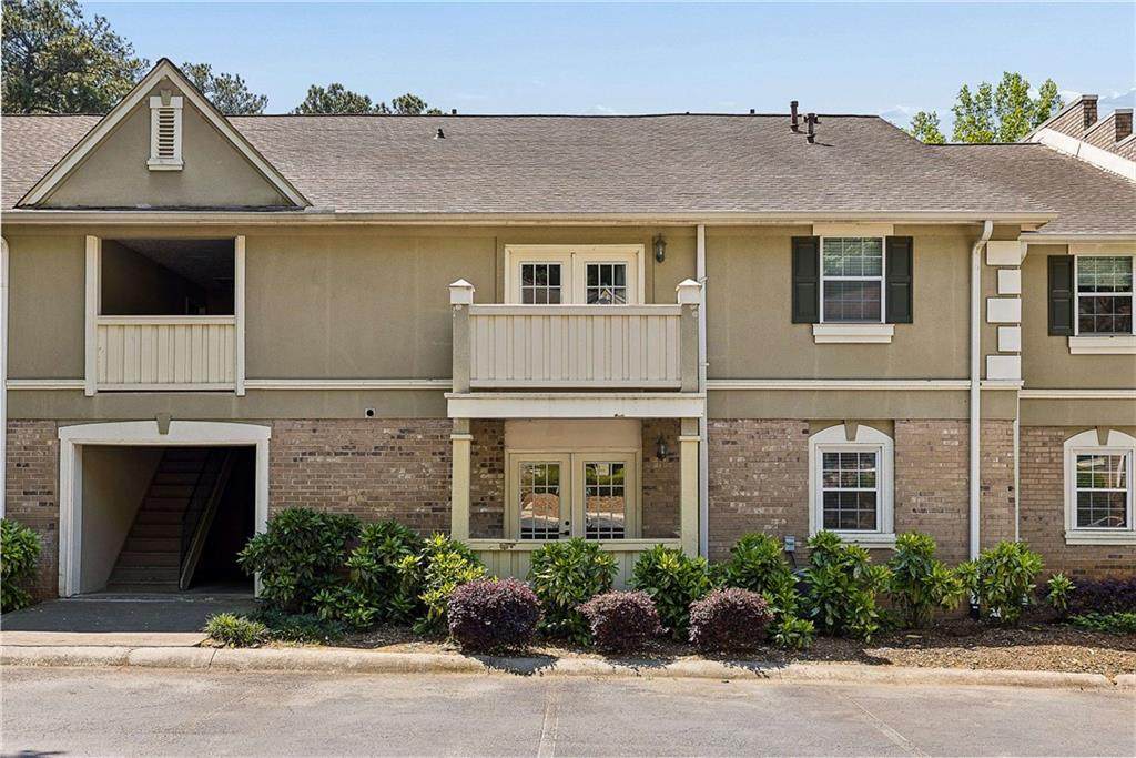 6900 Roswell Road - Photo 1
