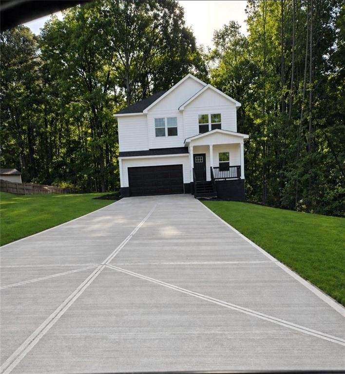 131 Forest Place - Photo 1