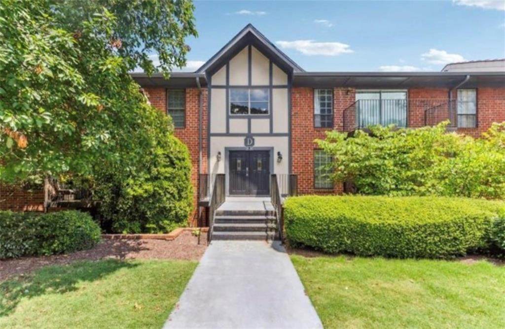 6851 Roswell Road - Photo 1