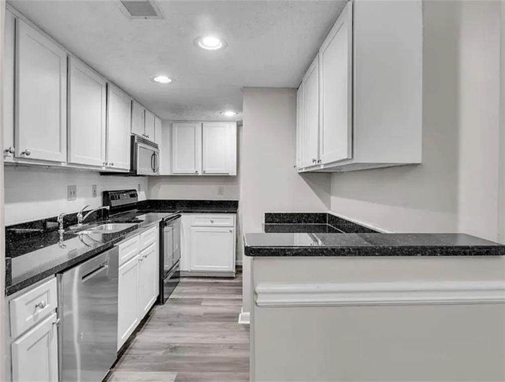 6900 Roswell Road - Photo 1