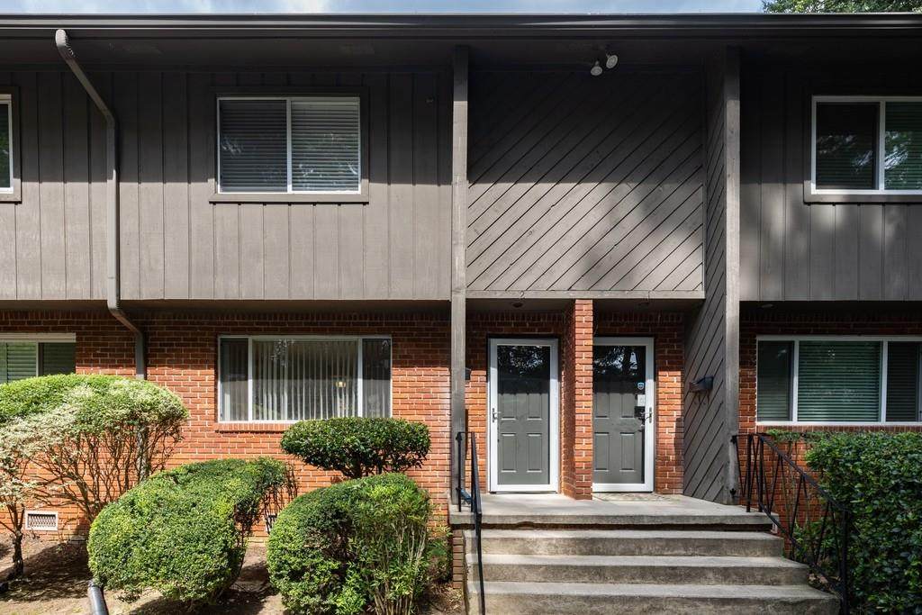 1604 Briarcliff Road - Photo 1