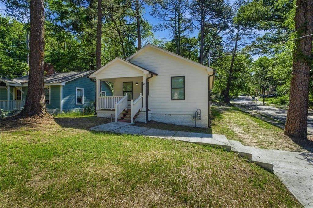 131 Holly Rd, Nw - Photo 1