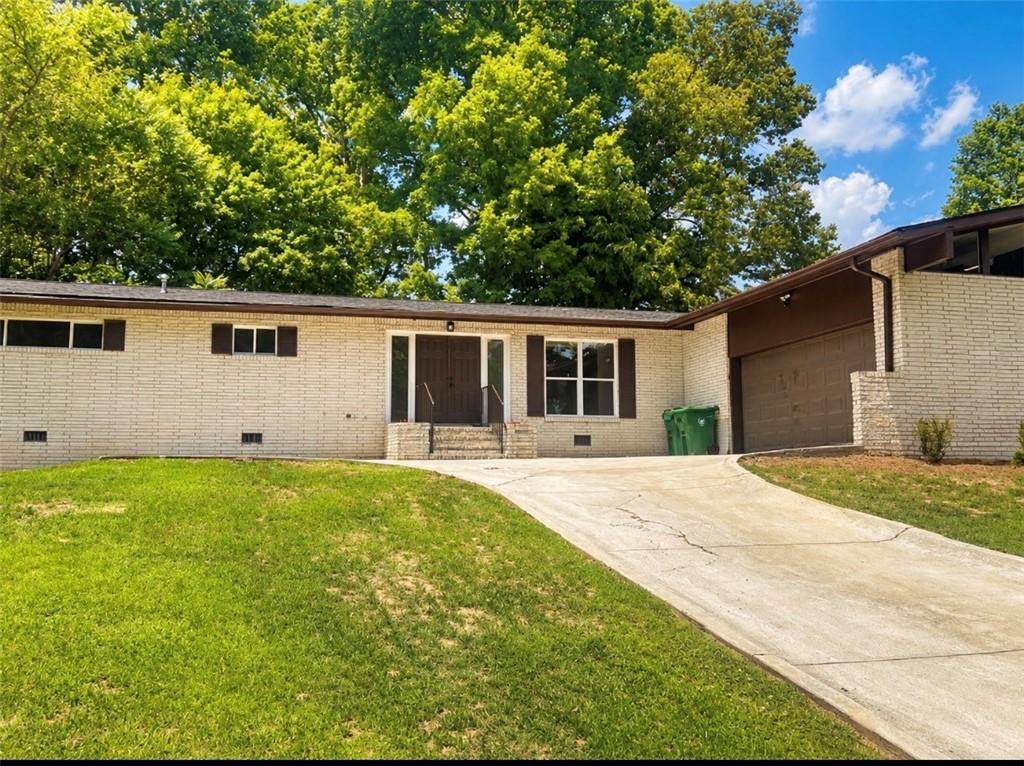 2735 Kings Park Circle - Photo 1