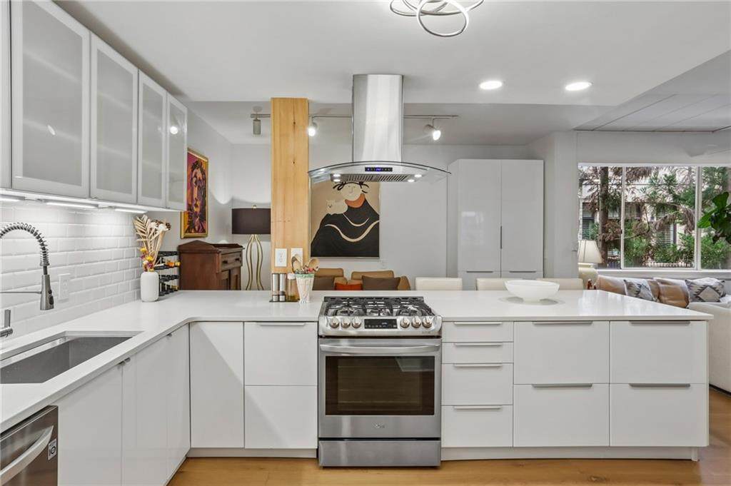 2632 Peachtree Road - Photo 1