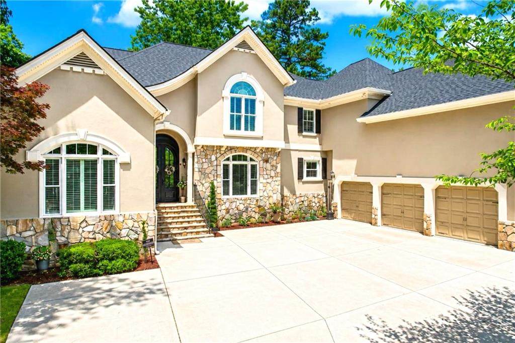 205 Wicklawn Way - Photo 1