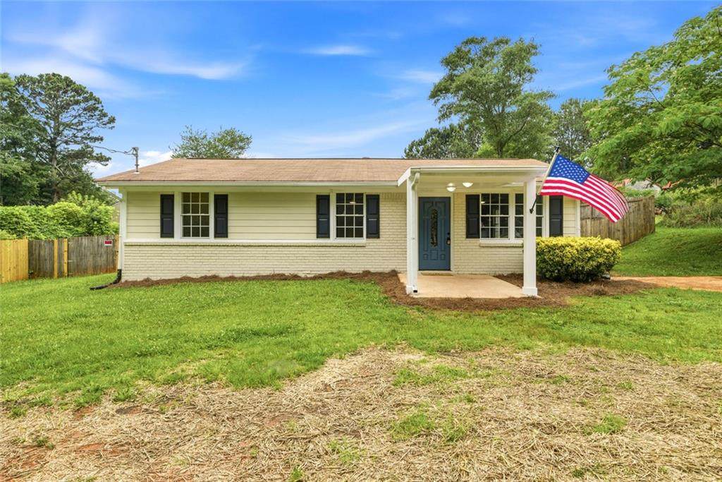 405 E Wilson Street - Photo 1