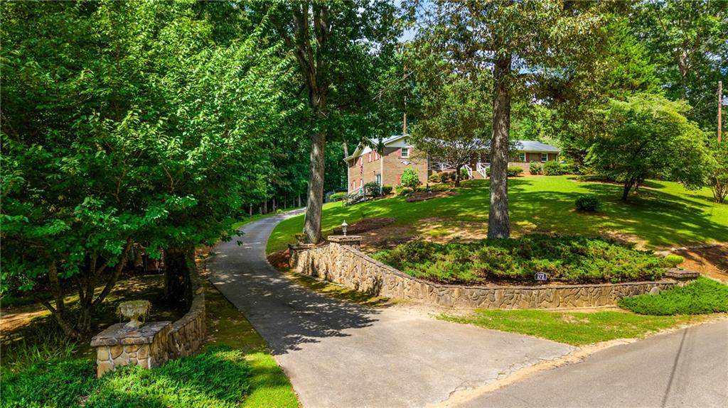 273 Sewell Road - Photo 1