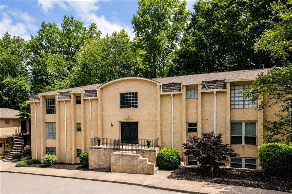 5400 Roswell Road - Photo 1