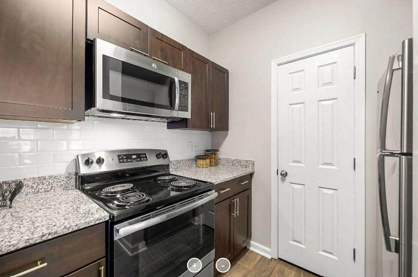 7150 Peachtree Dunwoody Road - Photo 1