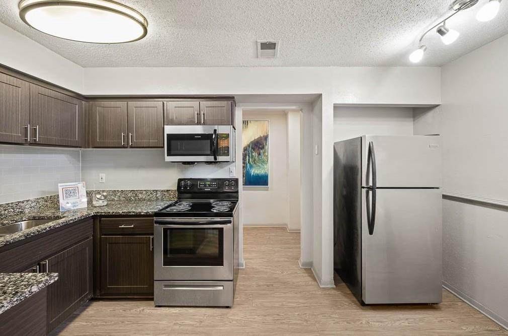 5555 Roswell Road - Photo 1