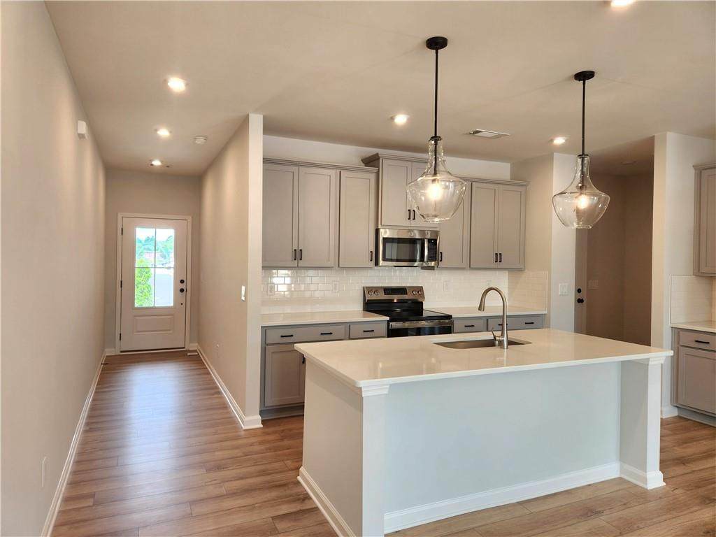 848 Leraes Way - Photo 1