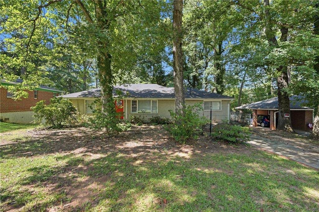 1923 Rosewood Road - Photo 1