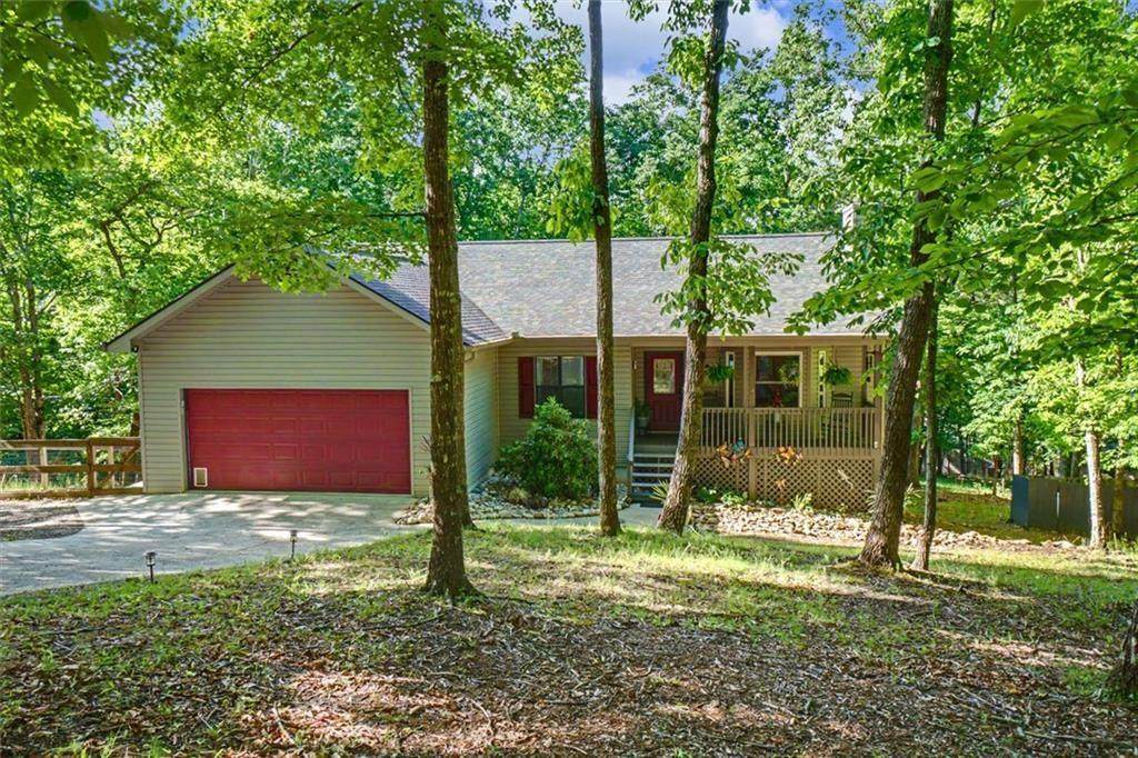 80 Camelot Way - Photo 1